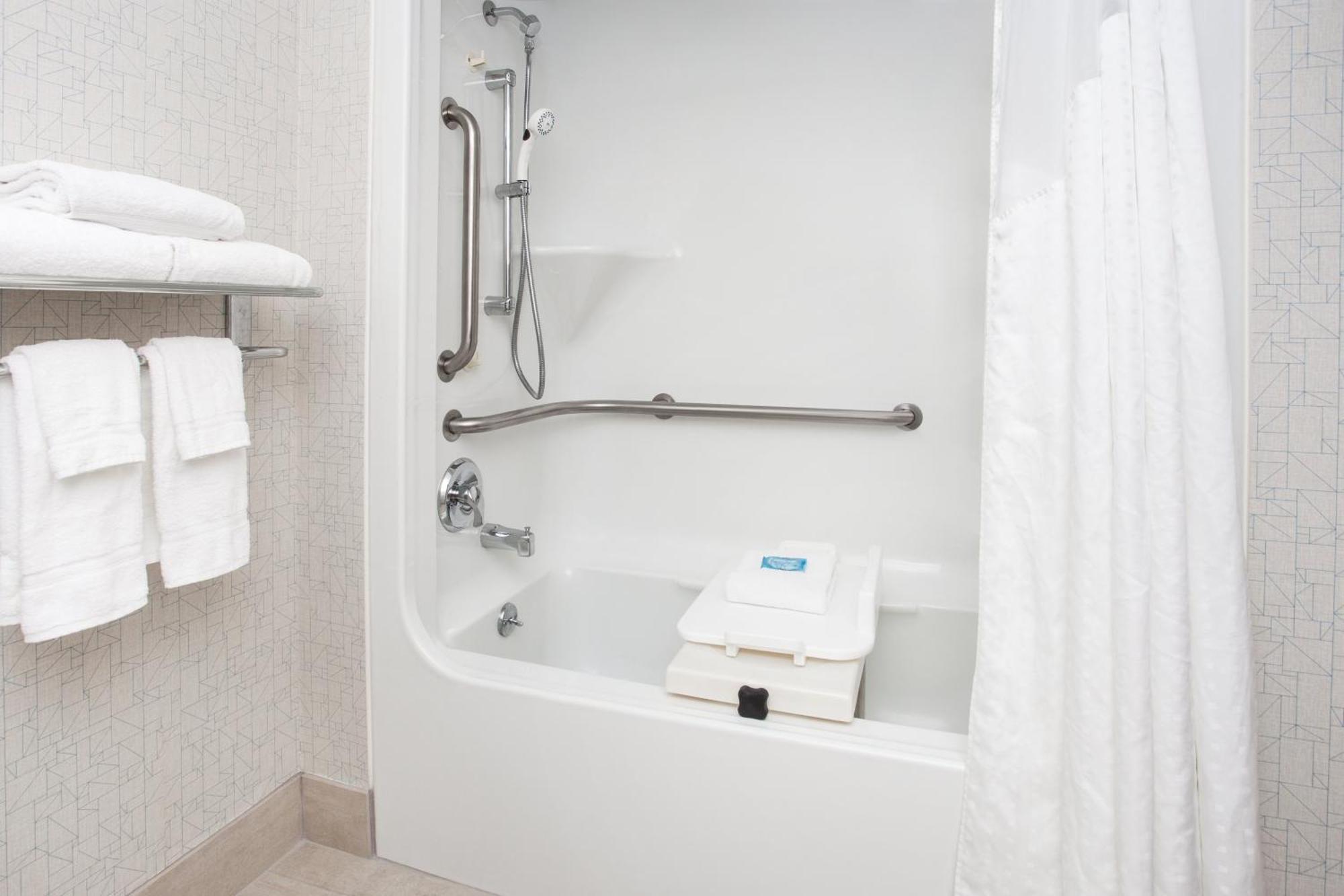 Holiday Inn Express South Portland By Ihg Экстерьер фото